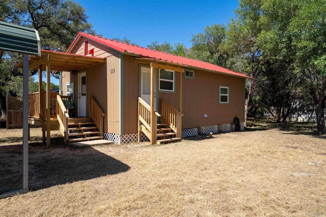 Kickin Back Wimberley Exterior photo